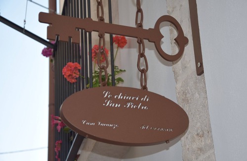 Noci House | The Keys of St. Peter