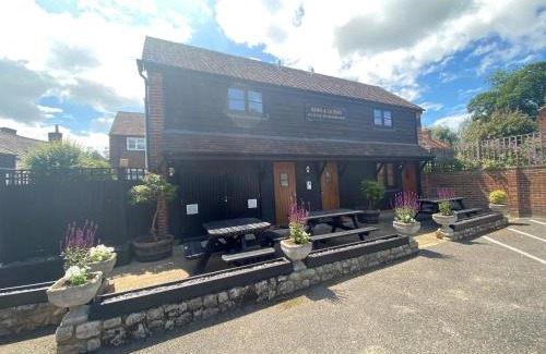 East Malling and Larkfield Hotel | The King and Queen