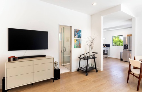 Little Tuscany House | The Knot is a charming Palm Springs property located conveniently in PS north