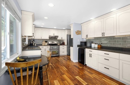 Newport House | The Lake House at Sacheen