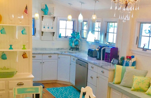 Wrentham Cottage | The Lake house - right On The Water With Your Own Private Dock! Incredible