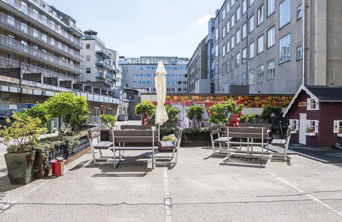 København V Apartment | The Lakes Studio by Daniel & Jacob's