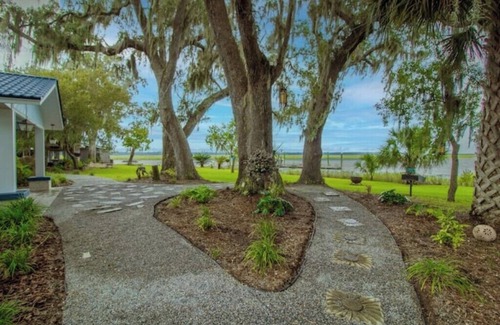Midway House | The LaSirata at Colonels Island Haven