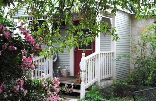 Bandera Cottage | The Last Outpost - Sophie's Cottage