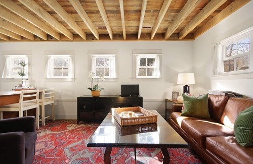 Arrow Rock House | The Latch House Barn