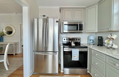Wrightsville Beach Cottage | The Latimer-Charming 3-bedroom Cottage at Wrightsville Beach-Steps to Ocean