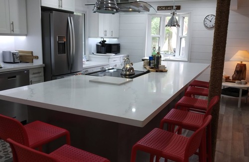 Waupoos House | The Lazy Acre: Waterfront cottage with unparalleled views of Smith's Bay.