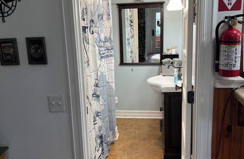 Seldovia Bed & Breakfast | The Lazy Crow Inn, Beautiful Coastal Seldovia with wi-Fi, kitchen, deck etc.