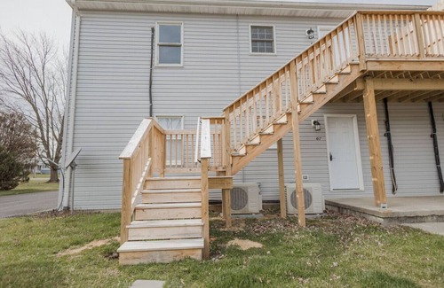 Martinsburg Apartment | The Lazy Lizard- 2 bedroom apartment