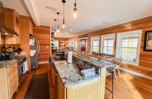 Bartlett House | The Ledges Estate | 4100 ft.² Luxe Mountain Home
