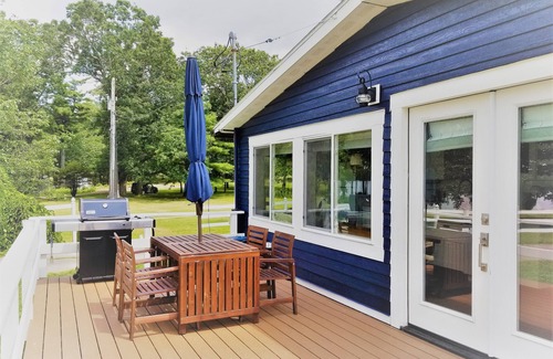 Alexandria Bay House | The Ledges Resort and Marina, Gatehouse 1