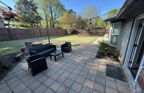 Fort Smith House | The Lily Pad. 3 bd/1ba. 4 beds. Center of town! Fenced backyard!