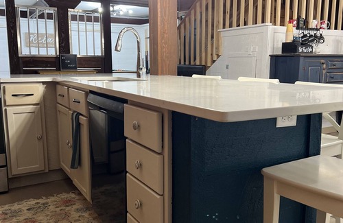 Mineral Point House | The Limestone Lodge A peaceful, rustic destination you won’t want to leave!