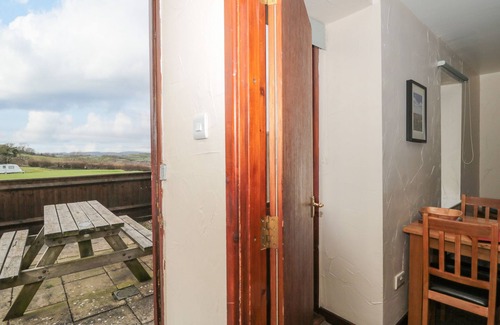 West Compton Cottage | THE LINHAY, pet friendly, character holiday cottage in Bridport