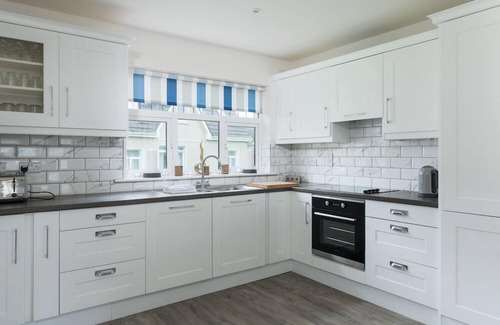 Lahinch House | The Links 14, Family Holiday Home 500M walk to the Beach