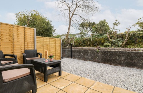 Stenalees Cottage | THE LINNEY@THE WEST DRY, family friendly, with a garden in St Austell