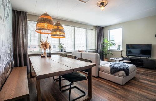 Groningen Apartment | The Lion King - 6 Person linked apartment with roof terrace