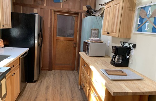 Pollock Pines Cabin | The Little Cabin in the Pines!
