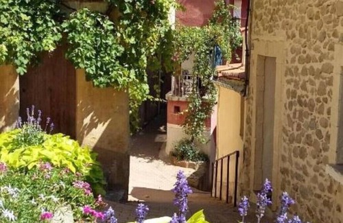 Vernet-les-Bains Cottage | The Little Pink House