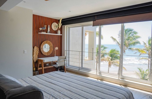 Las Pocitas House | The little pools of Mancora beach (MB301)
