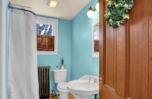 Kenhorst House | The Little Red Cottage!