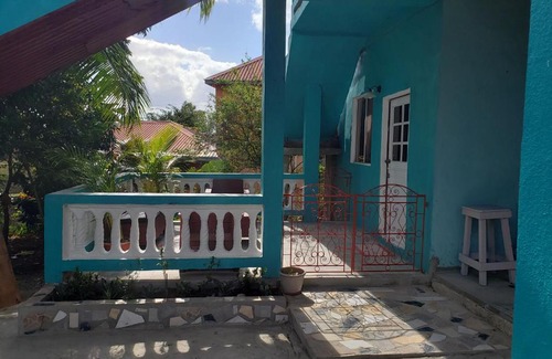 Piaye Apartment | The Local Experience
