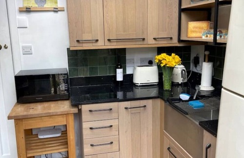 Atworth Cabin | The Lodge - a tranquil escape