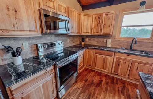 Rockbridge Cabin | The Lodge at Hocking Hills - 2 Hot Tubs 🔥 6 acres - Lake access