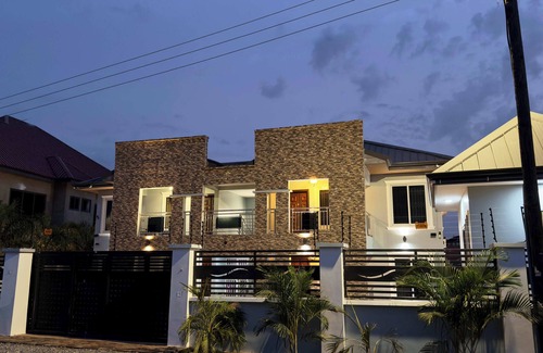 Oyibi Condo | The Lodge at Seasons 52 - A serene 2-bedroom condo with AC in charming community