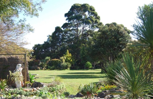 Parapara House | The Lodge, Golden Bay Lodge and Organic Gardens