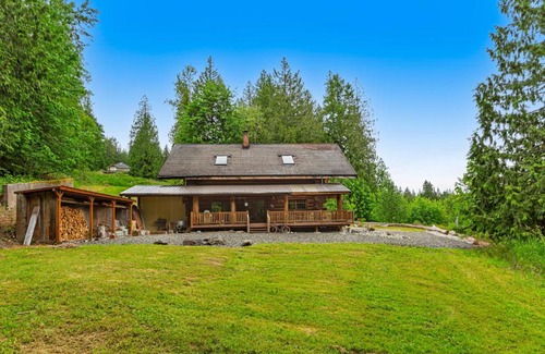 Carnation House | The Lodge in the Valley of the Moon