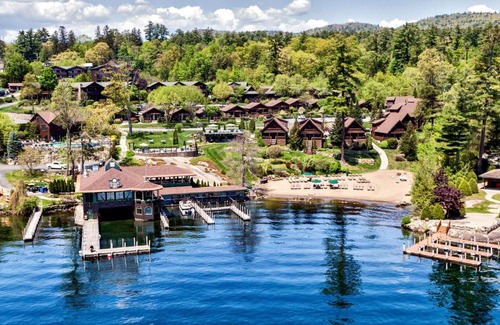 Lake George Resort | The Lodges at Cresthaven