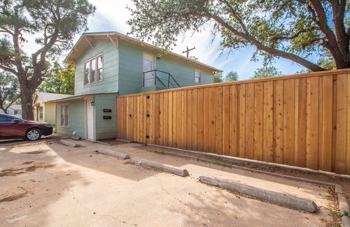 Tech Terrace Apartment | The Loft - 1BR/1BA - Close to TTU