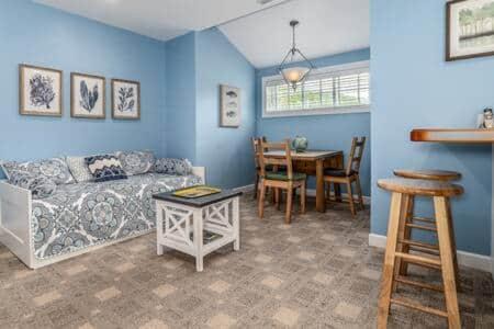 Lexington House | The Loft at Springhouse farm