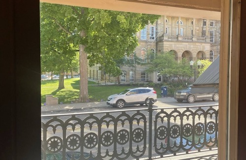 Hillsdale Apartment | The Lofty Owl - Updated historical apartment in quaint downtown Hillsdale