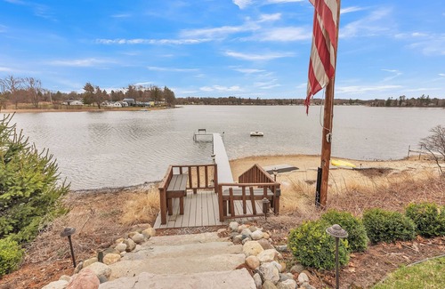 Gladwin Cabin | The Log Weekend (Gladwin, MI): Waterfront, An Authentic Log Cabin Experience!