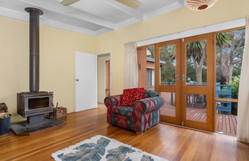Inverloch House | The Lohr Shack - 150m from the beach