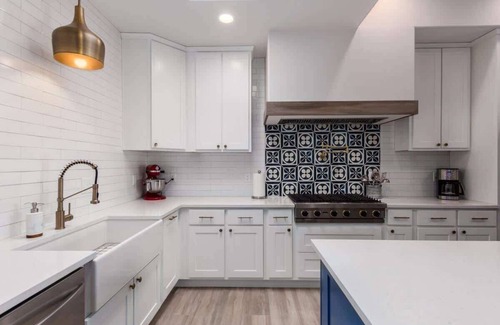 Shadow View Estates House | The Lomas Summary: We