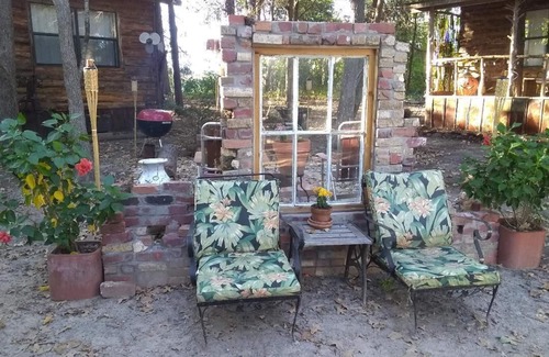 Canton Cabin | THE LONE STAR CABIN ONLY MINUTES FROM FIRST MONDAY TRADE DAYS