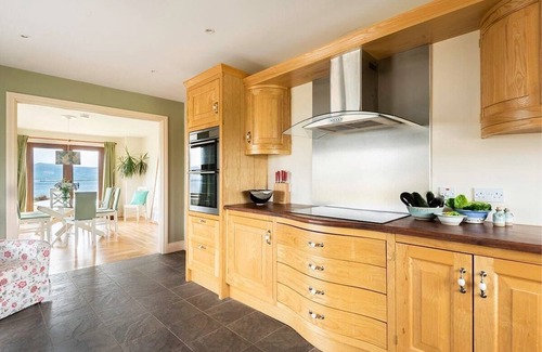 Ballyferriter House | The Lookout 3 bedroom house
