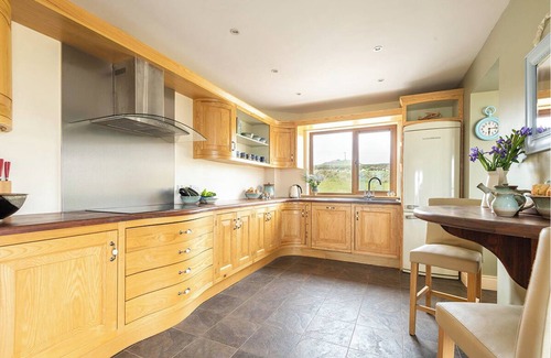 Ballyferriter House | The Lookout 3 bedroom house