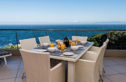 De Kelders Apartment | The Lookout at Whale Cove