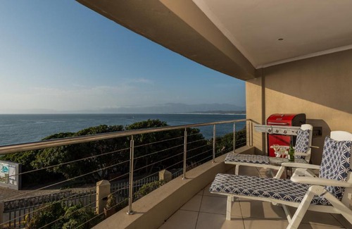 De Kelders Apartment | The Lookout at Whale Cove