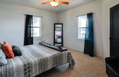 Abilene House | The Lookout is a relaxing, pet friendly experience minutes from Abilene!