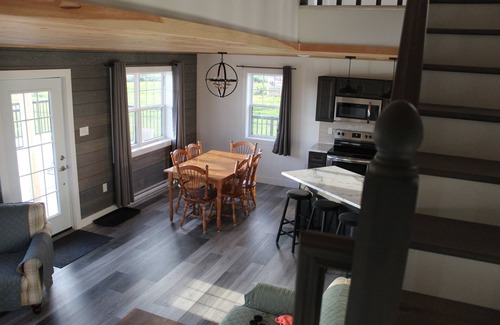 Darnley Cottage | The Lookout! - Unwind with your family, including your furry friends!n(4009125)
