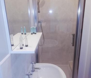 Brigg Hotel | The Lord Nelson