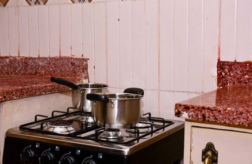 Embu Apartment | The Lotus Stay-in: Cosy one bedroom in Embu near Java Blue and KSG