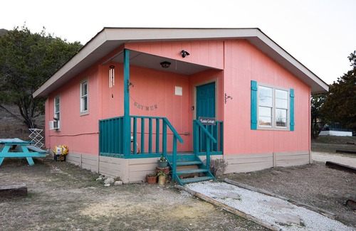 Concan Cottage | The Louise Cottage: 2-bedroom vintage rustic charm in Concan 2. 10 km from the river
