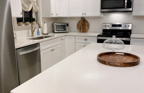 Auburn Cottage | The Loveliest Cottage on the Plains!