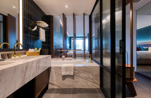 Downtown Kota Kinabalu Hotel | The LUMA Hotel - A Member of Design Hotels